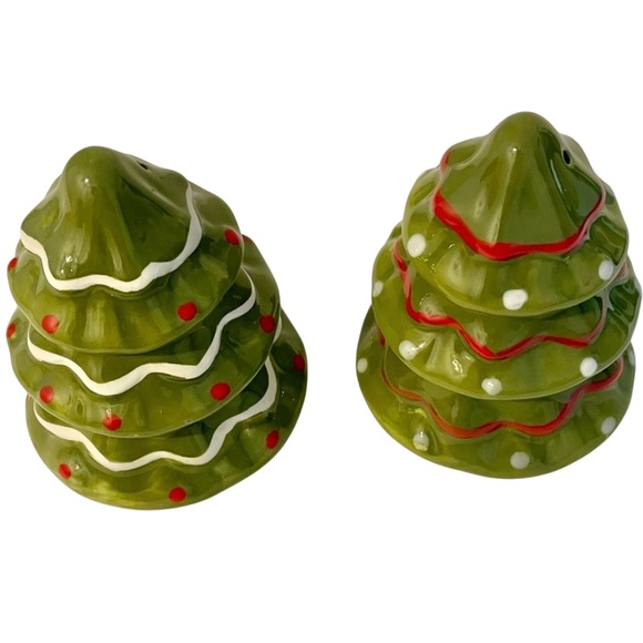 Hand Made Christmas Tree Salt And Pepper Shakers 3” Tall Christmas Tableware - Picture 2 of 5